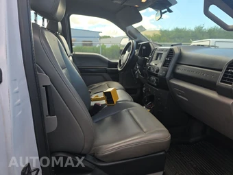 2021 Ford Super Duty F-450 Cab Chassis XL Extended Cab w/Rear Doors DRW - miniatura 8