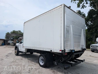 2021 Ford Super Duty F-450 Cab Chassis XL Regular Cab DRW - miniatura 4