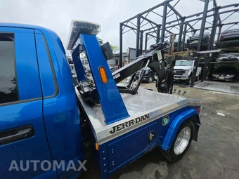 2021 Ford Super Duty F-450 Cab Chassis XLT Regular Cab DRW - miniatura 13