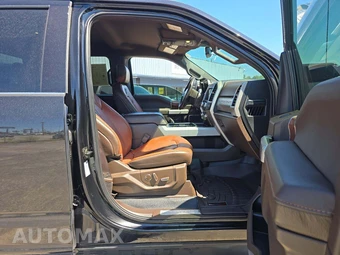 2021 Ford Super Duty F-450 King Ranch Crew Cab Long Bed DRW - miniatura 15