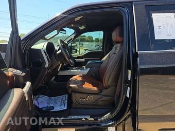 2021 Ford Super Duty F-450 King Ranch Crew Cab Long Bed DRW - miniatura 3