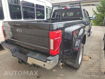 2021 Ford Super Duty F-450 Lariat Crew Cab Long Bed DRW - miniatura 3