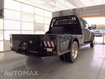 2021 Ford Super Duty F-550 Cab Chassis XL Crew Cab DRW - miniatura 4