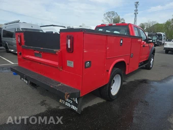 2021 Ford Super Duty F-550 Cab Chassis XL Extended Cab w/Rear Doors DRW - miniatura 4