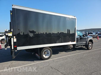 2021 Ford Super Duty F-550 Cab Chassis XL Regular Cab DRW - miniatura 4