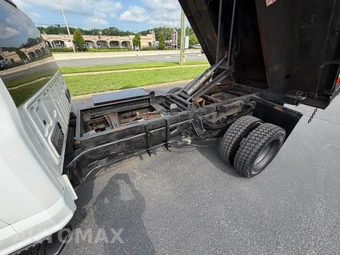2021 Ford Super Duty F-550 Cab Chassis XL Regular Cab DRW - miniatura 27