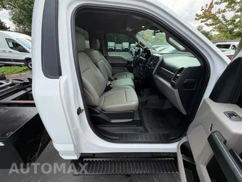 2021 Ford Super Duty F-550 Cab Chassis XL Regular Cab DRW - miniatura 48