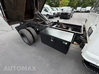 2021 Ford Super Duty F-550 Cab Chassis XL Regular Cab DRW - miniatura 65