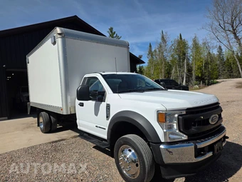 2021 Ford Super Duty F-550 Cab Chassis XL Regular Cab DRW - miniatura 10