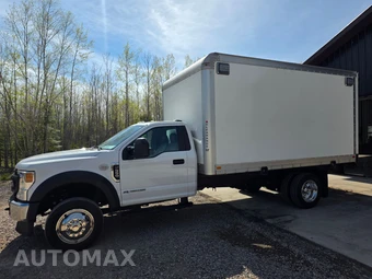 2021 Ford Super Duty F-550 Cab Chassis XL Regular Cab DRW - miniatura 2