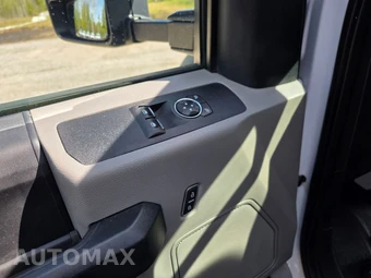 2021 Ford Super Duty F-550 Cab Chassis XL Regular Cab DRW - miniatura 20