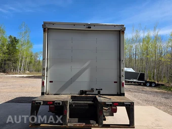 2021 Ford Super Duty F-550 Cab Chassis XL Regular Cab DRW - miniatura 5