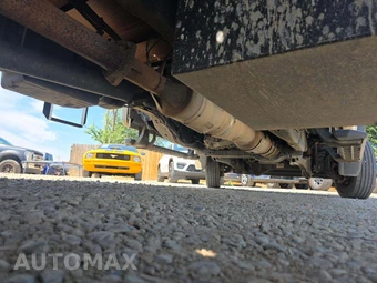 2021 Ford Super Duty F-550 Cab Chassis XLT Regular Cab DRW - miniatura 11