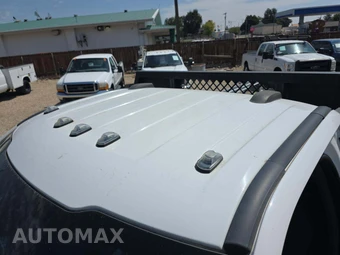 2021 Ford Super Duty F-550 Cab Chassis XLT Regular Cab DRW - miniatura 9