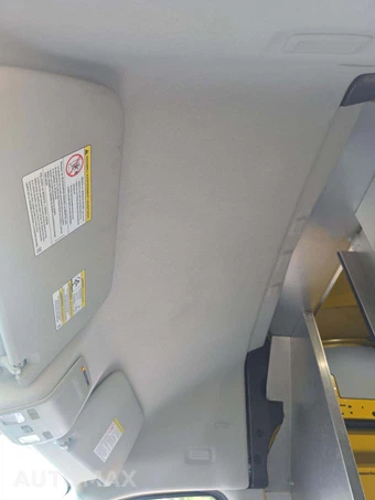 2021 Ford Transit 250 Cargo Van High Roof 148.0" WB - miniatura 11