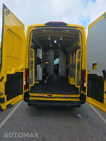 2021 Ford Transit 250 Cargo Van High Roof 148.0" WB - miniatura 12