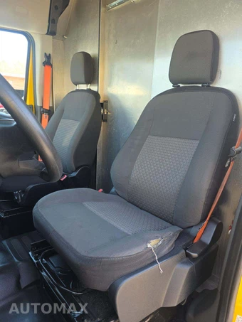 2021 Ford Transit 250 Cargo Van High Roof 148.0" WB - miniatura 6