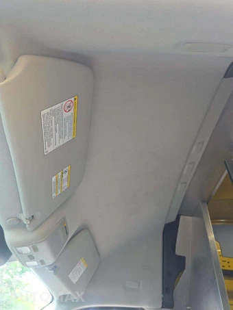 2021 Ford Transit 250 Cargo Van High Roof 148.0" WB - miniatura 11
