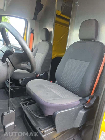 2021 Ford Transit 250 Cargo Van High Roof 148.0" WB - miniatura 6