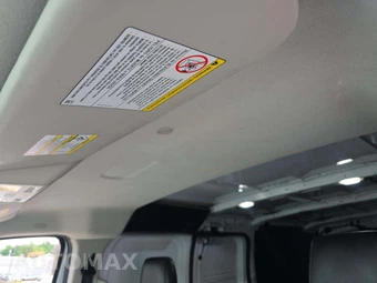 2021 Ford Transit 250 Cargo Van Low Roof 130.0" WB - miniatura 11
