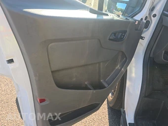 2021 Ford Transit 250 Cargo Van Low Roof 148.0" WB - miniatura 9