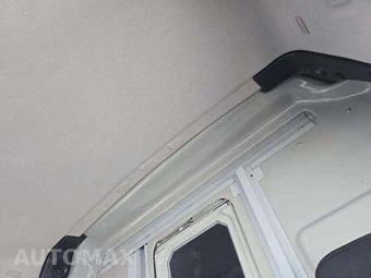 2021 Ford Transit 250 Cargo Van Medium Roof 148.0" WB - miniatura 11