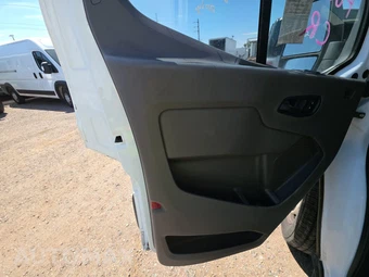 2021 Ford Transit 250 Cargo Van Medium Roof 148.0" WB - miniatura 9