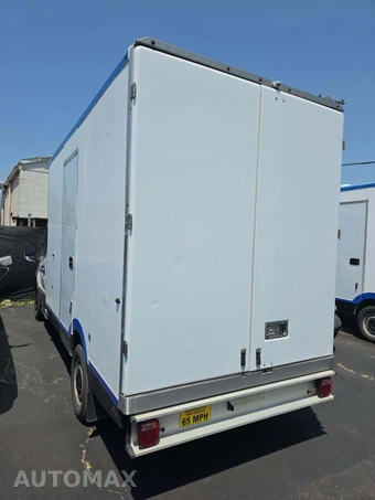 2021 Ford Transit 350 Cab Chassis - miniatura 2