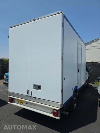 2021 Ford Transit 350 Cab Chassis - miniatura 3