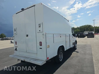 2021 Ford Transit 350 HD Cutaway 9950 GVWR DRW - miniatura 4