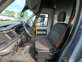 2021 Ford Transit 350 HD Cutaway 9950 GVWR DRW - miniatura 7