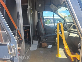 2021 Ford Transit 350 HD Cutaway 9950 GVWR DRW - miniatura 8