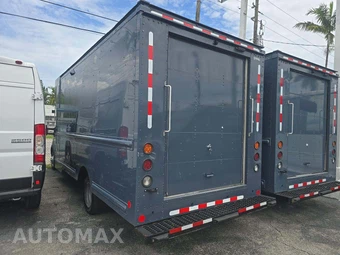 2021 Ford Transit 350 HD Cutaway 9950 GVWR DRW - miniatura 2