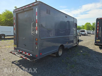 2021 Ford Transit 350 HD Cutaway 9950 GVWR DRW - miniatura 4