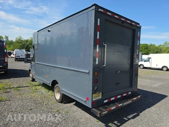 2021 Ford Transit 350 HD Cutaway 9950 GVWR DRW - miniatura 6