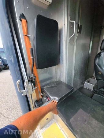 2021 Ford Transit 350 HD Cutaway 9950 GVWR DRW - miniatura 14