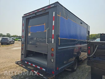 2021 Ford Transit 350 HD Cutaway 9950 GVWR DRW - miniatura 4