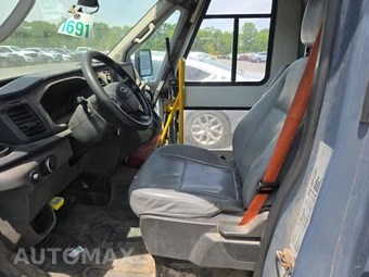 2021 Ford Transit 350 HD Cutaway 9950 GVWR DRW - miniatura 7