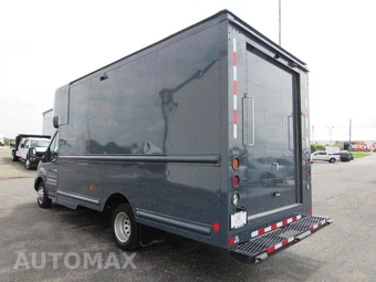 2021 Ford Transit 350 HD Cutaway 9950 GVWR DRW - miniatura 4
