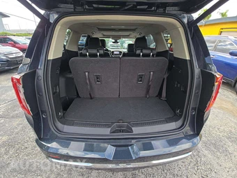 2021 GMC Acadia Denali 5SA - miniatura 12
