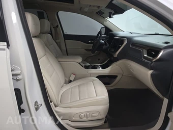 2021 GMC Acadia Denali 5SA - miniatura 8