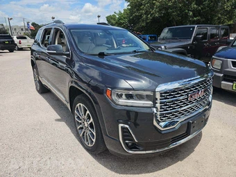 2021 GMC Acadia Denali 5SA – miniatura 4