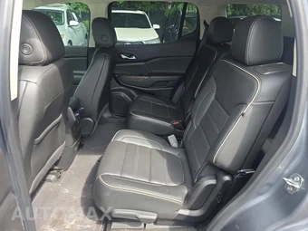 2021 GMC Acadia Denali 5SA – miniatura 16