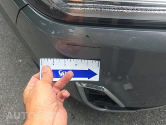 2021 GMC Acadia Denali 5SA – miniatura 26