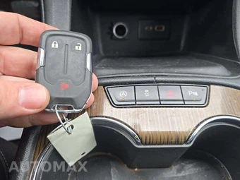 2021 GMC Acadia SLE 3SA - miniatura 5