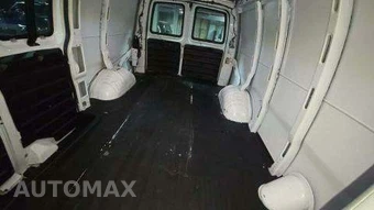 2021 GMC Savana 2500 Base – miniatura 10