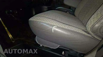 2021 GMC Savana 2500 Base – miniatura 18