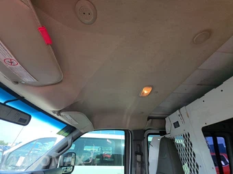 2021 GMC Savana 2500 Cargo Van 1WT 135.2" WB - miniatura 19