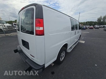 2021 GMC Savana 2500 Cargo Van 1WT 135.2" WB - miniatura 4