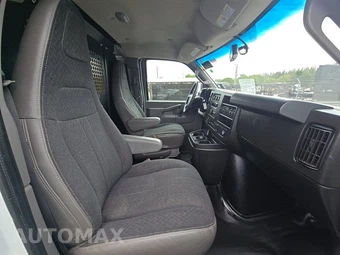 2021 GMC Savana 2500 Cargo Van 1WT 135.2" WB - miniatura 8